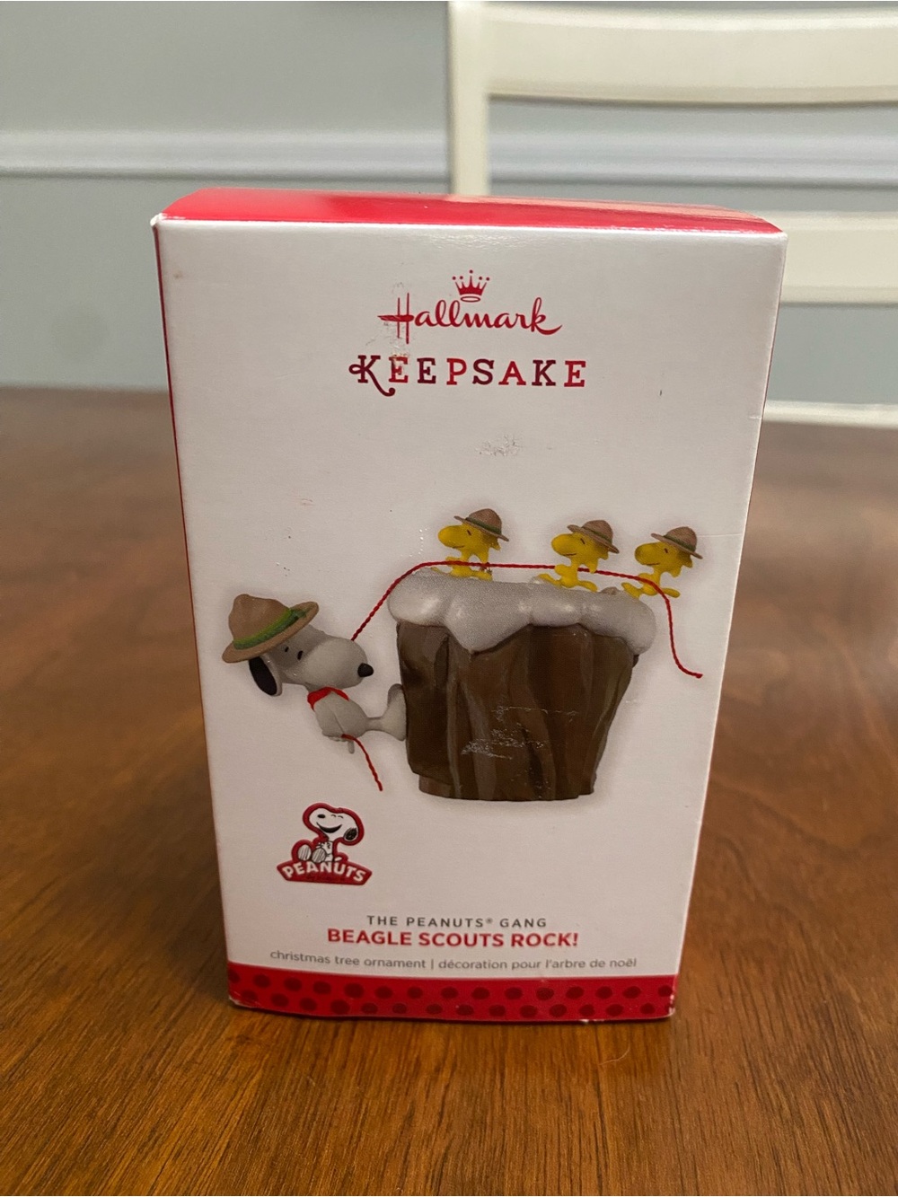 Hallmark Beagle Scouts Rock Snoopy Peanuts‎ Ornament 2013